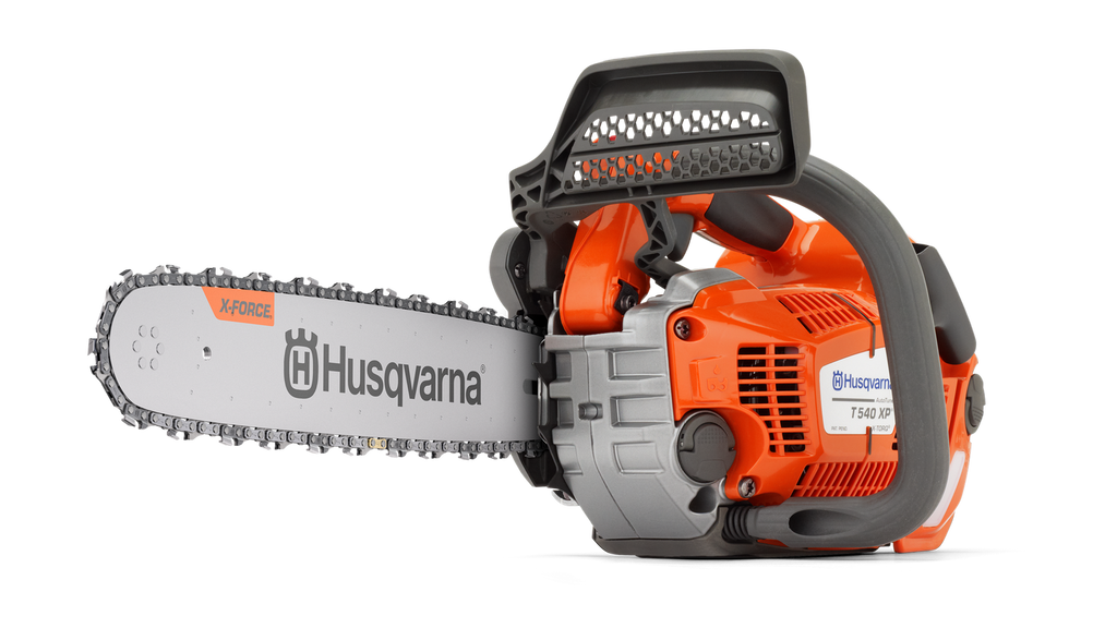 karakenです。 Husqvarna_T540XP_chainsaw_cf07